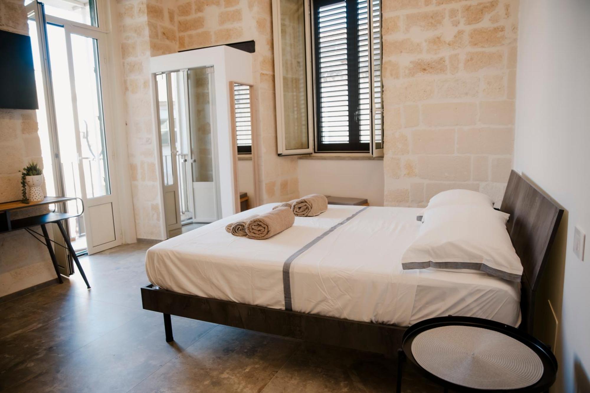 Petrina Home - Suite Rooms Barletta Exterior foto